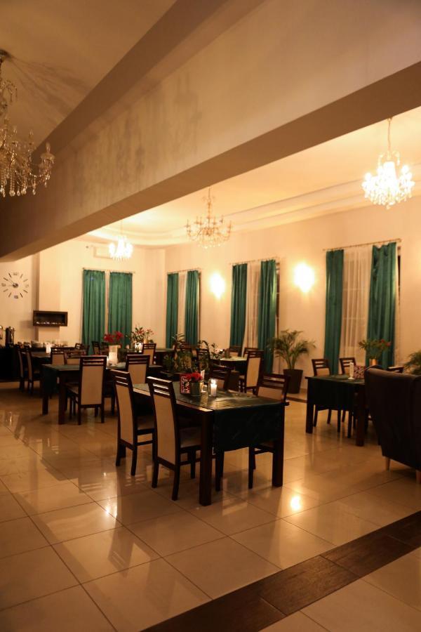 Hotel Zlotogorski Koscielec 外观 照片