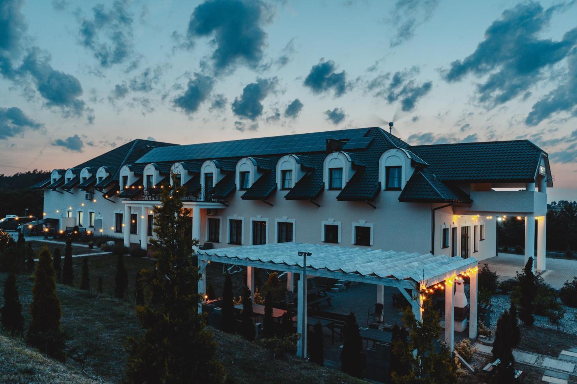 Hotel Zlotogorski Koscielec 外观 照片