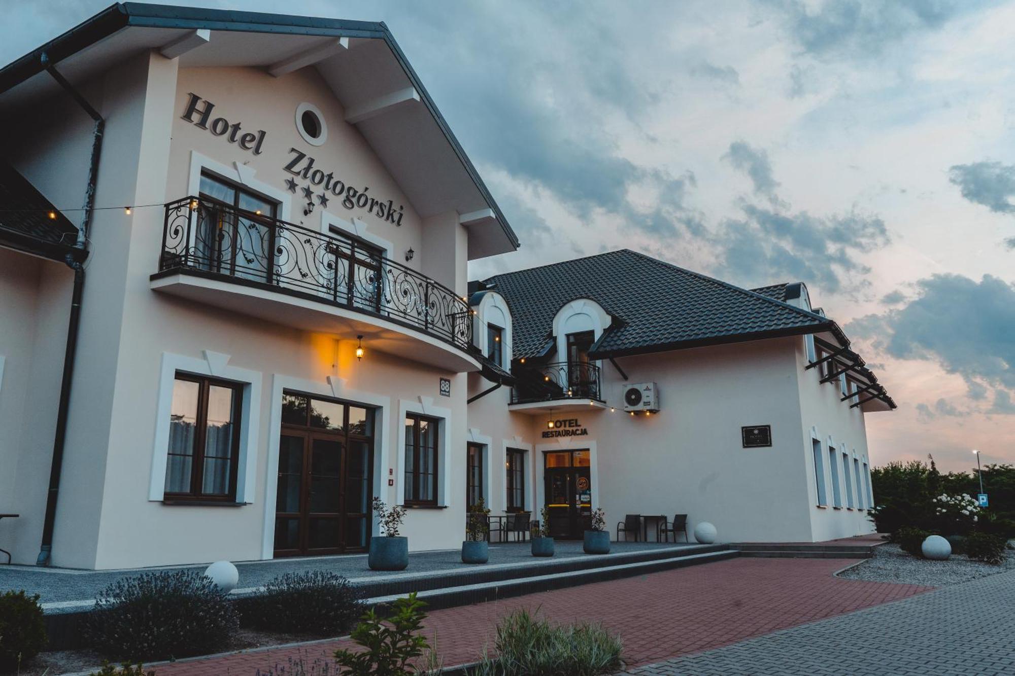 Hotel Zlotogorski Koscielec 外观 照片